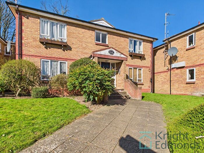 1 Bedroom Flat To Rent In Victoria Street, Maidstone, ME16