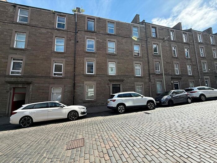 1 Bedroom Flat To Rent In Rosefield Street, Dundee, DD1