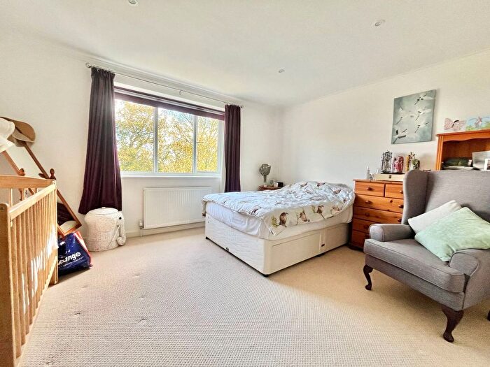 3 Bedroom Town House For Sale In Broadsands Court, Paignton, TQ4