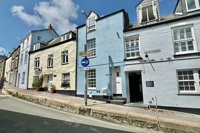 3 Bedroom Cottage For Sale In Cross Street, Padstow, PL28