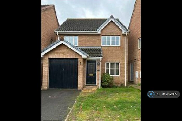 3 Bedroom Detached House To Rent In Stonecrop Close, St. Marys Island, Chatham, ME4