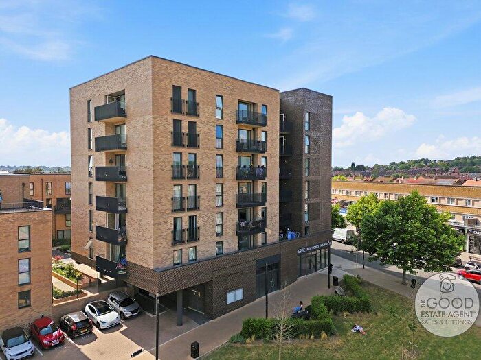2 Bedroom Apartment For Sale In Hyneholt House Manford Way, Chigwell, IG7