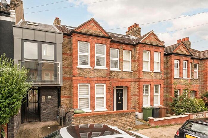 4 Bedroom House For Sale In Lutwyche Road, Catford, SE6