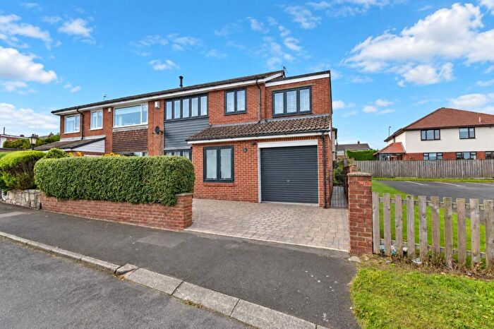 4 Bedroom Semi-Detached House For Sale In Gibside Close, Stanley, DH9