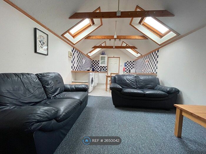 2 Bedroom Flat To Rent In Arcobaleno, Sway, Lymington, SO41