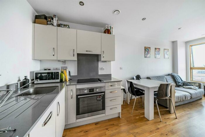 1 Bedroom Apartment For Sale In Alfred Street, Reading, RG1