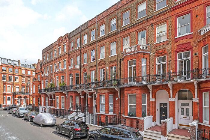 2 Bedroom Flat To Rent In Rosary Gardens, London, SW7