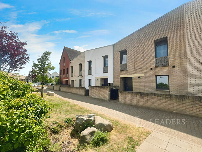 3 Bedroom Terraced House To Rent In Shepherd Purse Way, Rayne Park, NR5