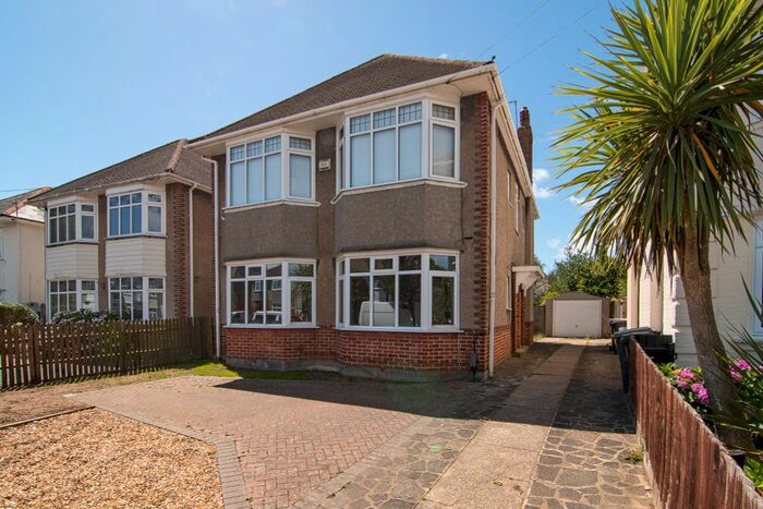 2 Bedroom Flat To Rent In Rushmere Road, Southbourne, Bournemouth, BH6