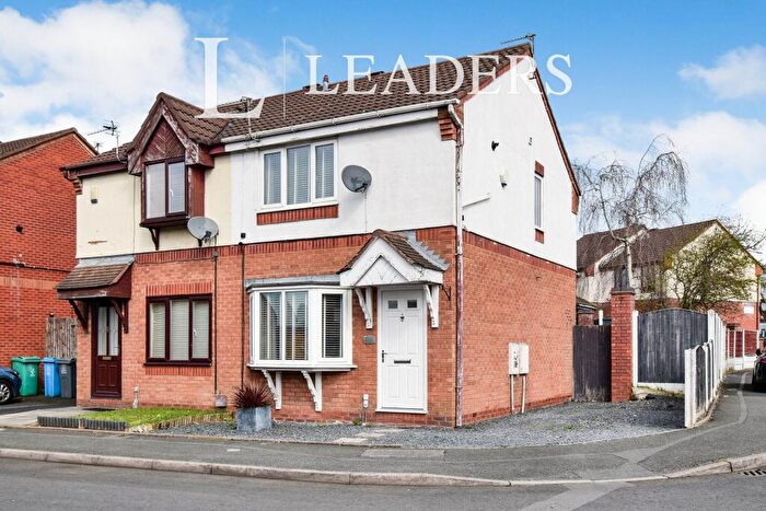 2 Bedroom Semi-Detached House To Rent In Oakley Close, Manchester, M40