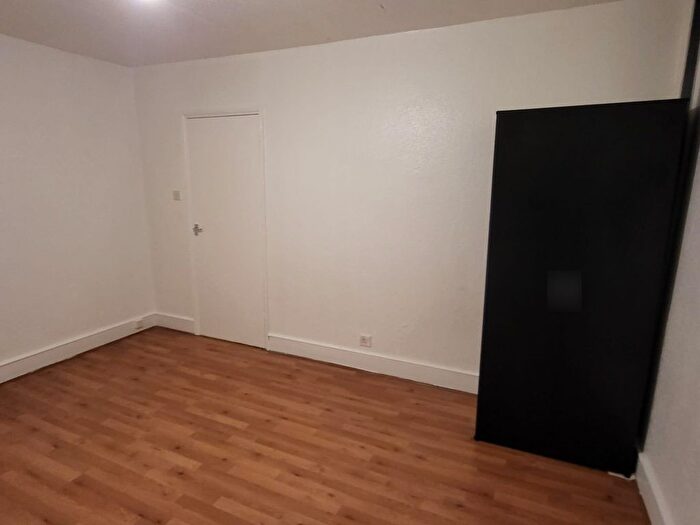 4 Bedroom Terraced House To Rent In Clarence Street, Southall, UB2