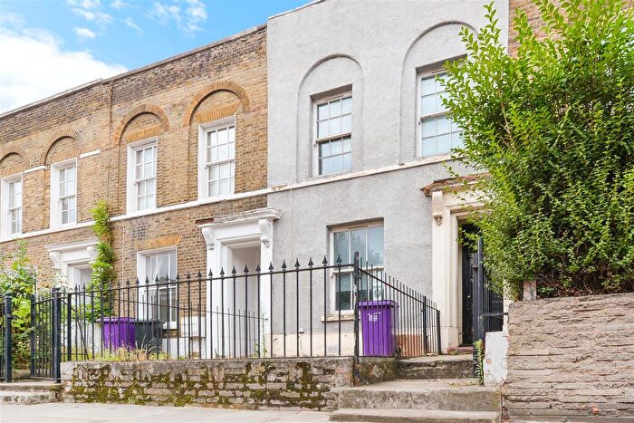 4 Bedroom Terraced House To Rent In Fairfield Road, London, E3