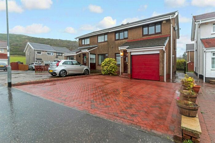 3 Bedroom Semi-Detached House For Sale In Wellyard Way, Greenock, PA16