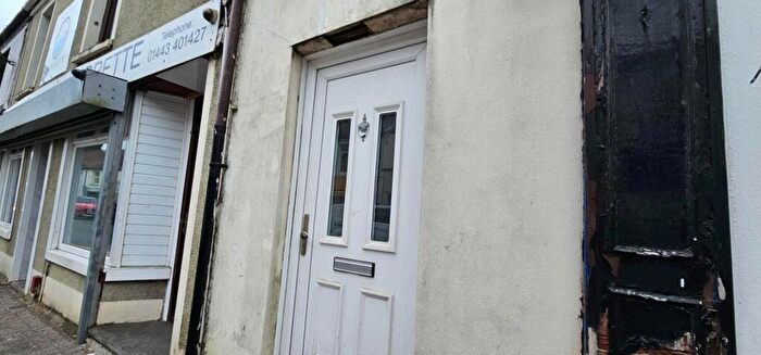 6 Bedroom Flat To Rent In Park Street, Pontypridd, CF37