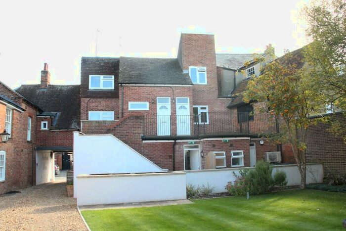 2 Bedroom Apartment To Rent In Newton Mews, Hungerford, ., RG17