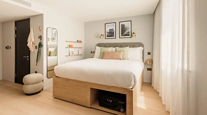 1 Bedroom Serviced Apartments To Rent In Fully Furnished Studio Apartment, CB5