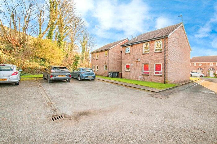 1 Bedroom Flat For Sale In Cumberland Close, Bury, BL9