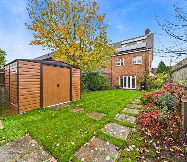 4 Bedroom Semi-Detached House For Sale In Old Sawmill Place, Chinnor, Oxfordshire, OX39