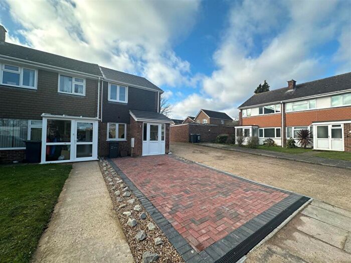 2 Bedroom End Of Terrace House To Rent In Verwood Close, Canterbury, Kent, CT2