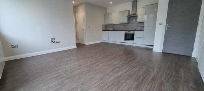 2 Bedroom Apartment To Rent In Lichfield Road, Sutton Coldfield, B74