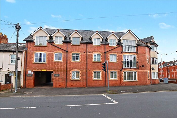 2 Bedroom Flat For Sale In St. Augustine Street, Taunton, Somerset, TA1