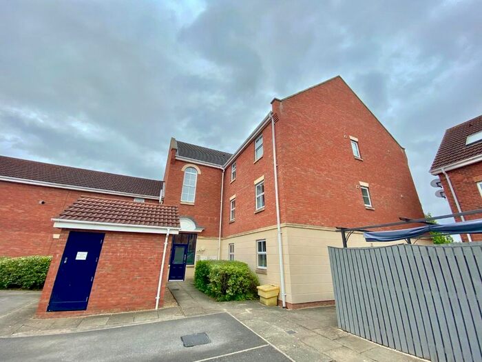 2 Bedroom Flat To Rent In Cobham Way, York, YO30