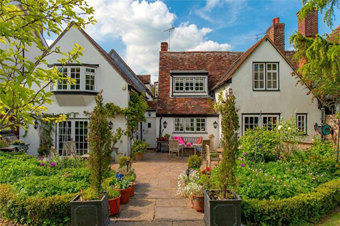 5 Bedroom Semi-Detached House For Sale In High Street, Great Chesterford, Saffron Walden, Essex, CB10