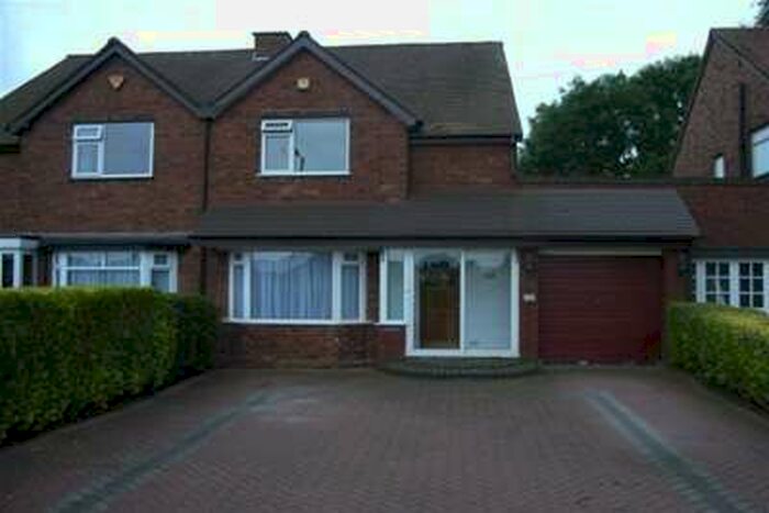 3 Bedroom Semi-Detached House To Rent In Slade Road, Roughley. B75