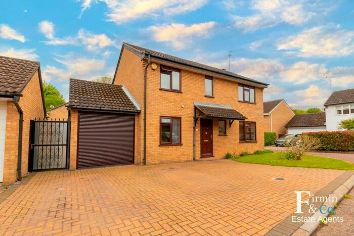 4 Bedroom Detached House To Rent In Stokesay Court, Peterborough, PE3