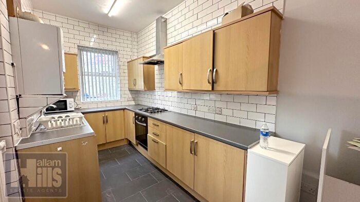 5 Bedroom Flat To Rent In Crookes Valley Road, Sheffield, S10