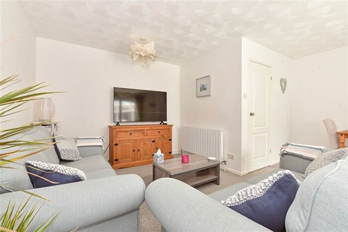 3 Bedroom Semi-Detached House For Sale In The Avenue, Totland Bay, Isle Of Wight, PO39