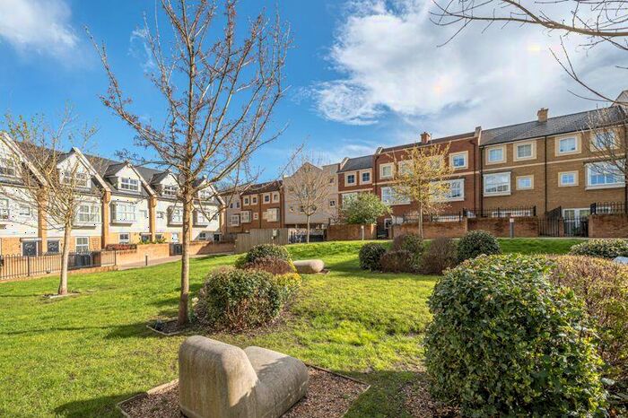 2 Bedroom Apartment To Rent In Prime Place Road, Godalming, GU7