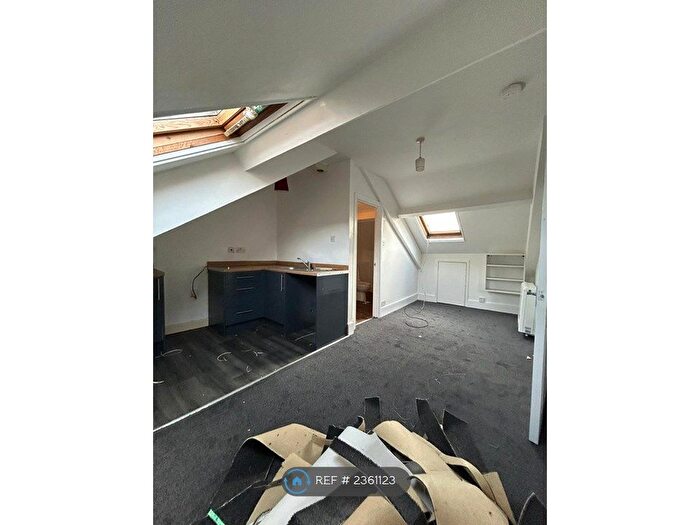 1 Bedroom Flat To Rent In Saville Street West, North Shields, NE29