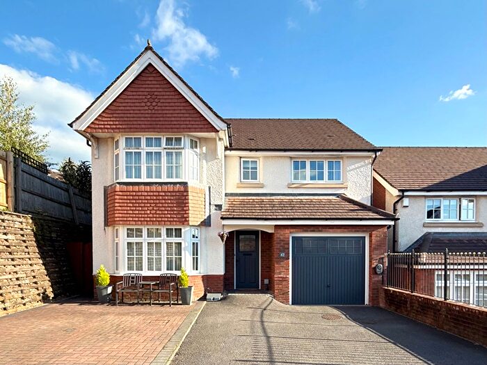 4 Bedroom Detached House For Sale In Heol Y Deri, Cwmbach, Aberdare, CF44