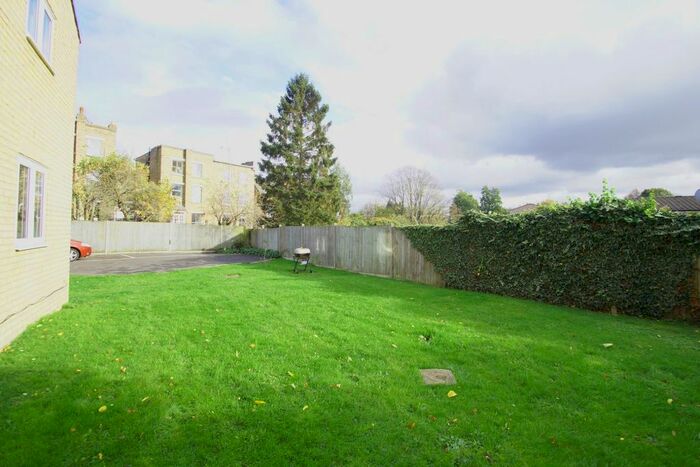 1 Bedroom Flat To Rent In Anerley Park, London, SE20