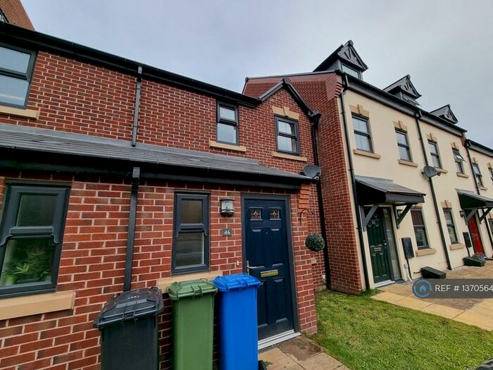 3 Bedroom Terraced House To Rent In Bridgewater Wharf, Droylsden, Manchester, M43