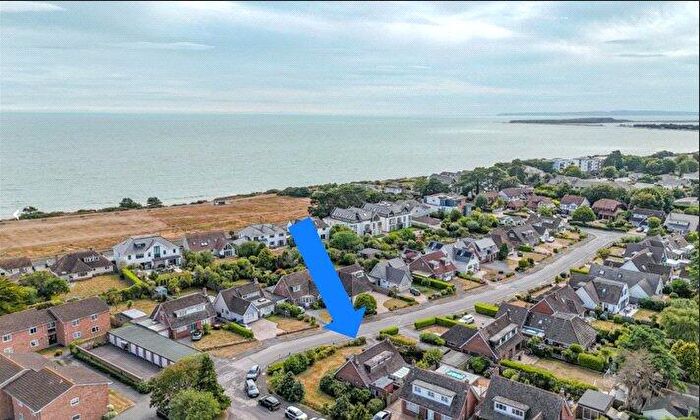 3 Bedroom Detached House For Sale In Waterford Gardens, Highcliffe On Sea, Christchurch, Dorset, BH23