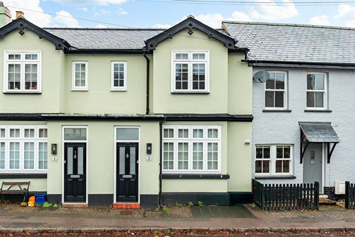 2 Bedroom Cottage For Sale In High Street, Widford, SG12