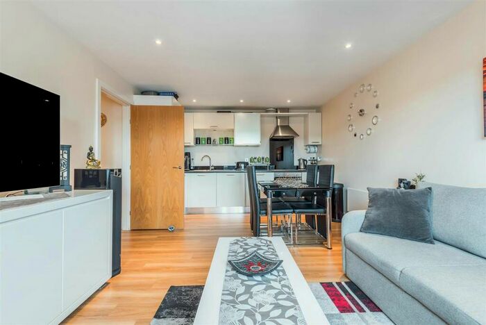 2 Bedroom Apartment To Rent In Church Street, Epsom, KT17