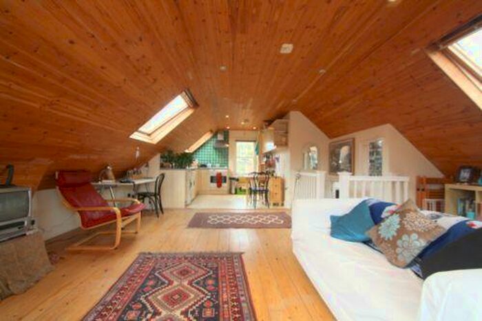 1 Bedroom Apartment To Rent In Fairmead Road, Archway, N19