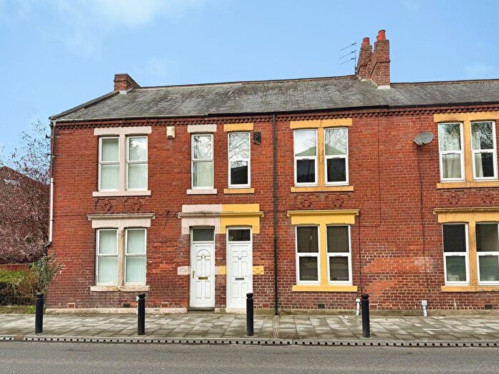 3 Bedroom Terraced House For Sale In Killingworth Road, Newcastle Upon Tyne, NE3