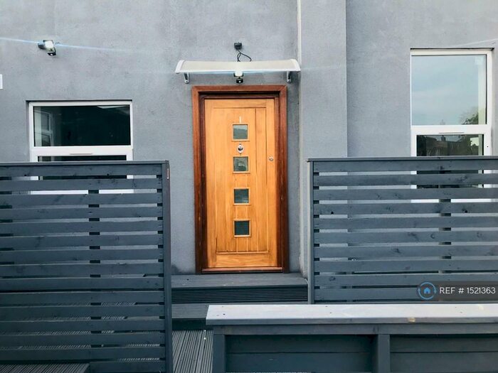 1 Bedroom Flat To Rent In High Street, Beckenham, BR3