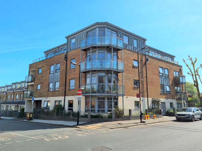 2 Bedroom Flat To Rent In Claude Monet Court, Underhill Road, London, SE22