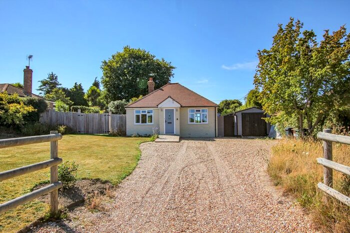 2 Bedroom Bungalow For Sale In Furnace Lane, Broad Oak, TN31