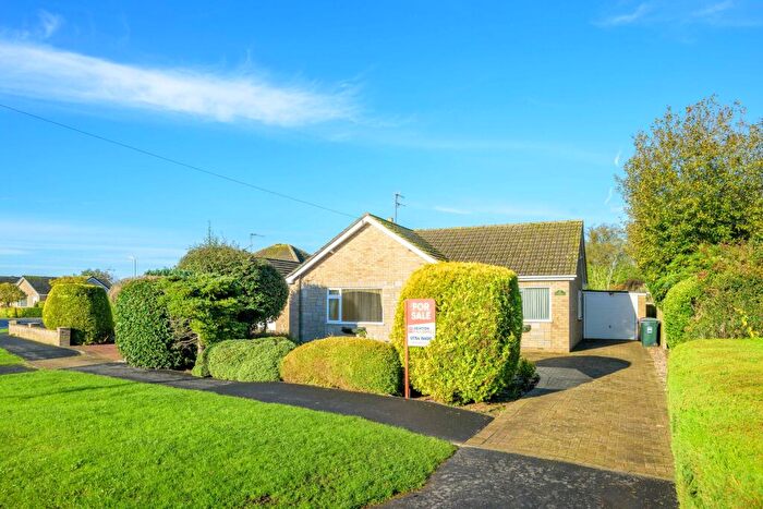 3 Bedroom Detached Bungalow For Sale In Storeys Lane, Burgh Le Marsh, PE24