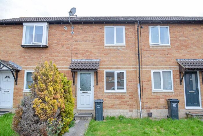 2 Bedroom Terraced House To Rent In Claremont Grove, Bridgwater, TA6