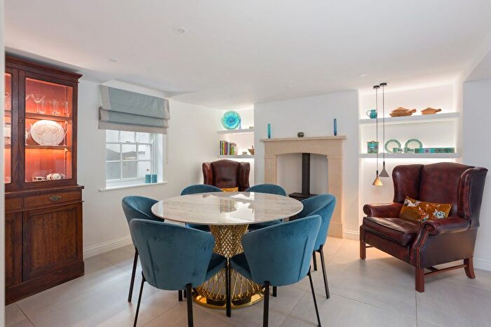 3 Bedroom Terraced House For Sale In Keynsham Road, Cheltenham, Gloucestershire, GL53