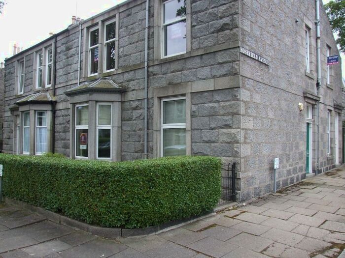 2 Bedroom Flat To Rent In Hosefield Avenue, Midstocket, Aberdeen, AB15