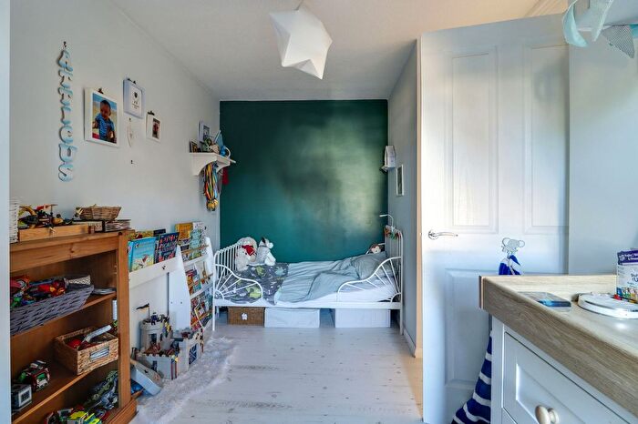 3 Bedroom Terraced House For Sale In Spreighton Road, West Molesey, KT8