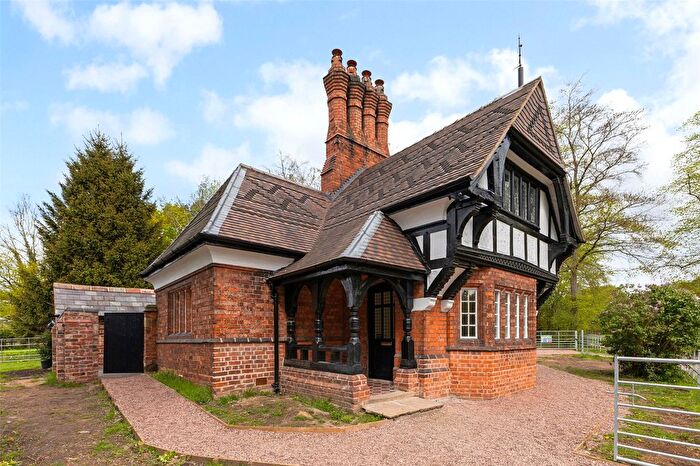 2 Bedroom Detached House To Rent In Chester Road, Tabley, Knutsford, Cheshire, WA16